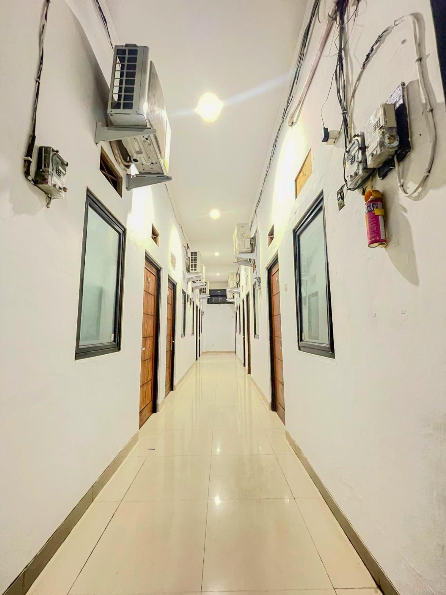Cqa Living By Arba Jakarta