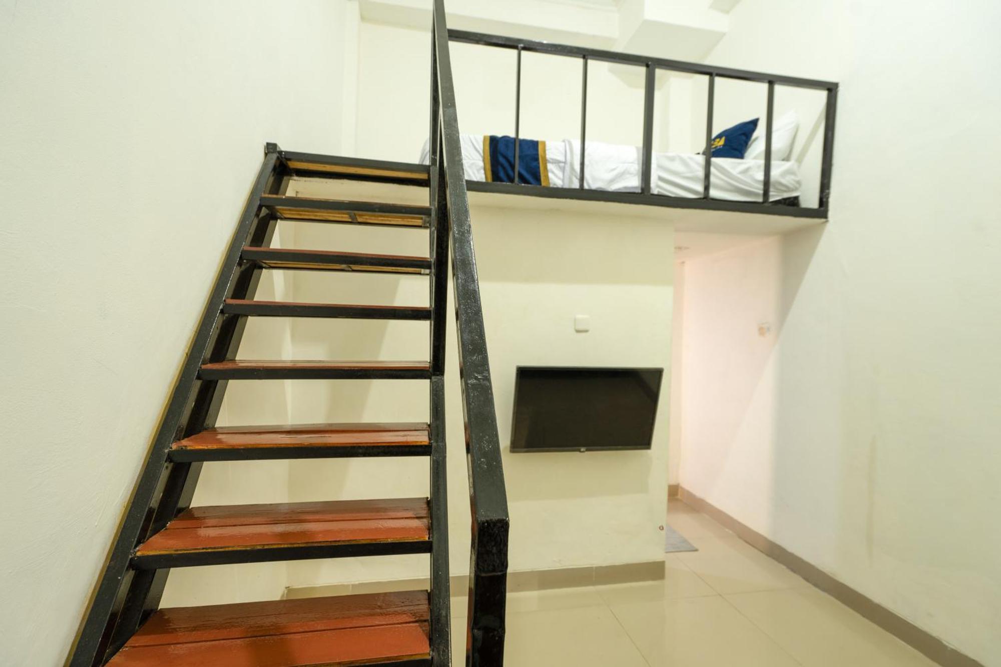 Cqa Living By Arba Jakarta